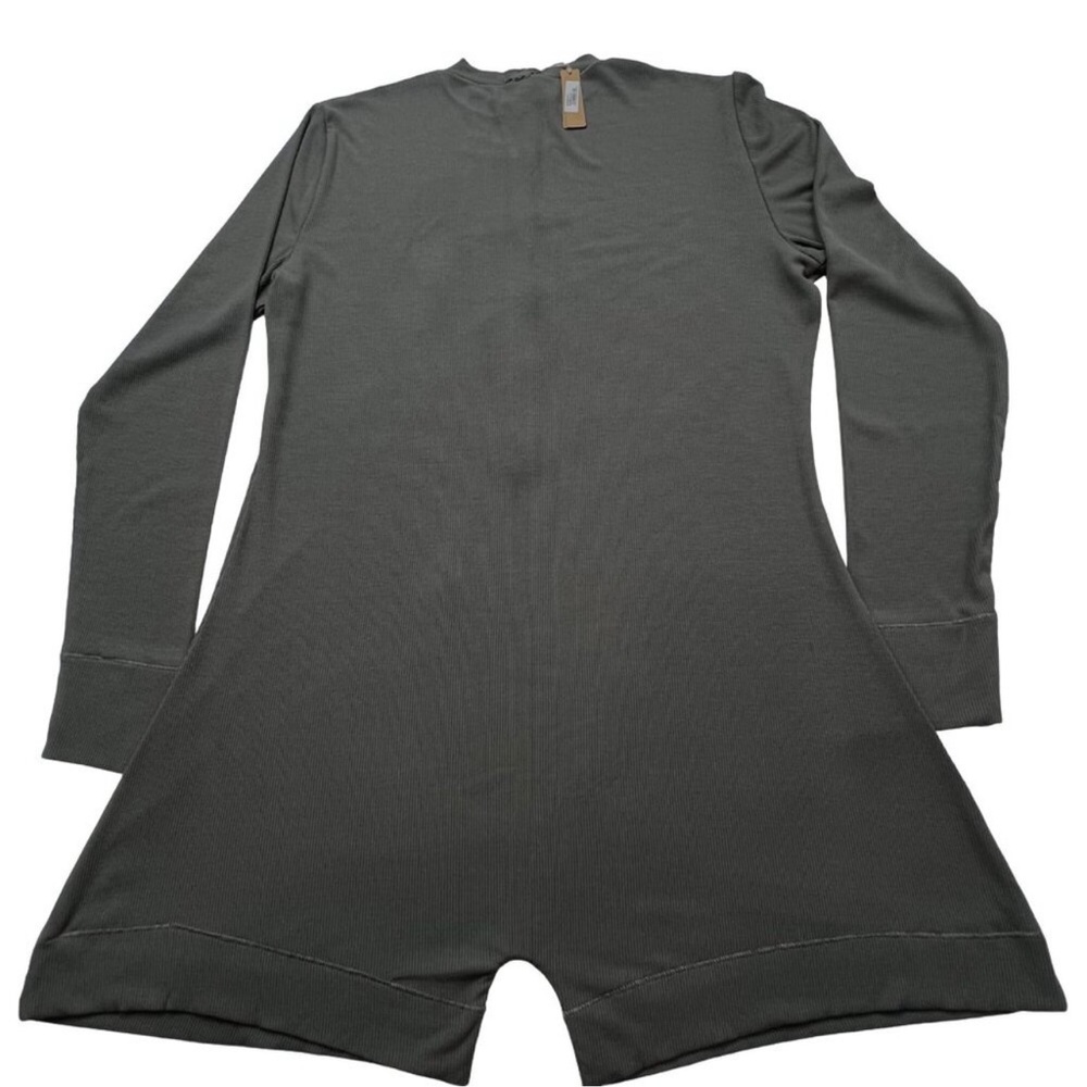 NWT SKIMS Gunmetal Button Up Henley Onesie SZ: 4X - Picture 5 of 9